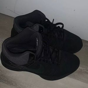Nike Air Visi Pro 6 Black slightly used 9.5 US